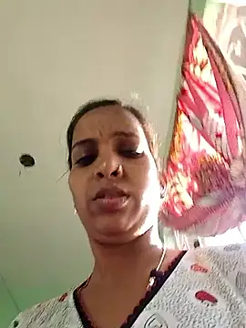 Hotty-Nidhi online show from 03/03/26, 03:13
