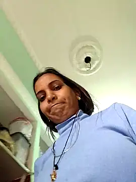 Hotty-Nidhi online show from 02/01/26, 04:33