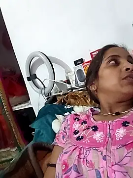 Hotty-Nidhi online show from 02/13/26, 12:43