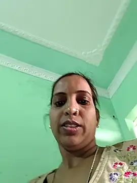 Hotty-Nidhi online show from 02/28/26, 02:33
