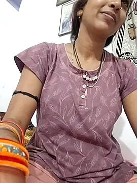 Hotty-Nidhi online show from 03/20/26, 02:56