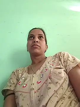 Hotty-Nidhi online show from 02/16/26, 02:10