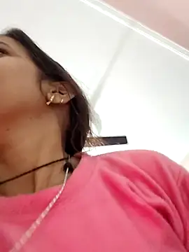 Hotty-Nidhi online show from 02/08/26, 04:21