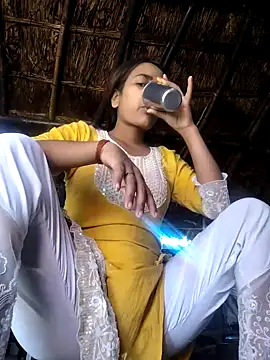 indiancute43 online show from 04/11/26, 02:19