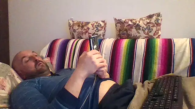 maxxxio12 online show from 03/17/26, 08:23