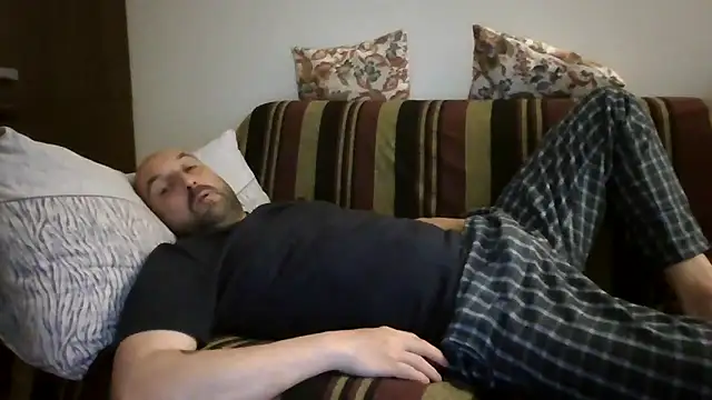 maxxxio12 online show from 05/10/26, 06:54