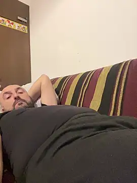 maxxxio12 online show from 03/11/25, 06:52