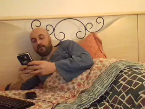 maxxxio12 online show from 03/10/25, 04:25