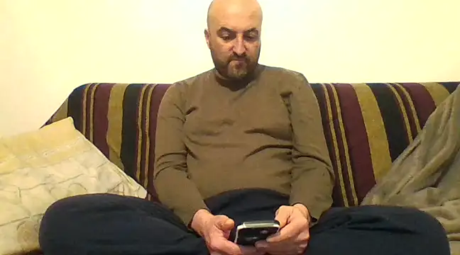 maxxxio12 online show from 03/15/25, 08:21