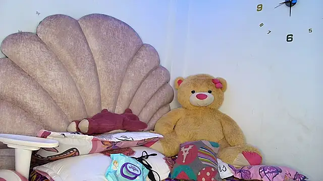 charlotte walker1 online show from 03/11/26, 05:34