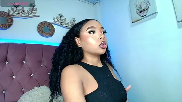 charlotte walker1 online show from 11/15/25, 02:54