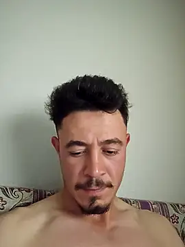 Thunderbolt121 online show from 12/04/25, 01:32