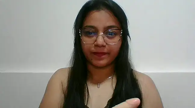 Snapshot of AnaHobson chatting on 03/10/25, 03:52 AnaHobson online show from 03/10/25, 03:52