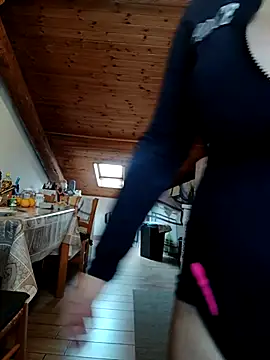 luciferelili online show from 12/03/25, 01:43