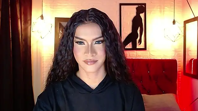 agatha rodriguez online show from 11/28/25, 01:55