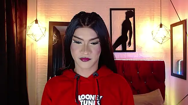 agatha rodriguez online show from 11/24/25, 02:06