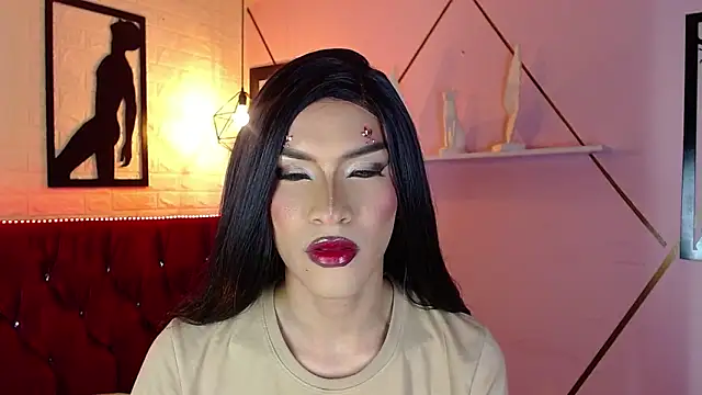 agatha rodriguez online show from 11/03/25, 02:31