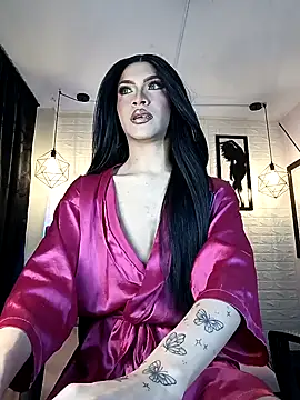 agatha rodriguez online show from 04/30/26, 12:45
