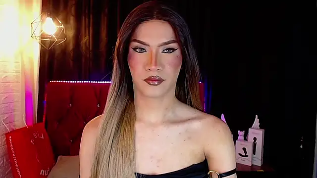 agatha rodriguez online show from 04/15/26, 02:21