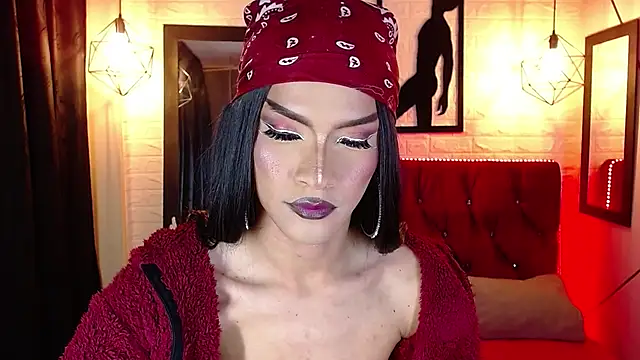 agatha rodriguez online show from 11/26/25, 02:17