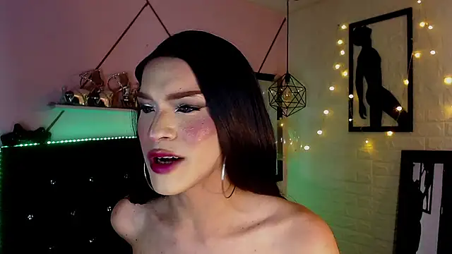 agatha rodriguez online show from 01/05/26, 05:27