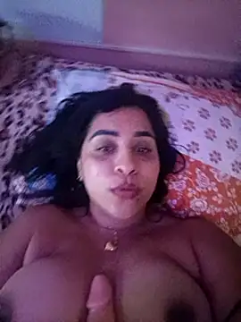 Snapshot of L_ucero chatting on 03/15/25, 09:09 L ucero online show from 03/15/25, 09:09
