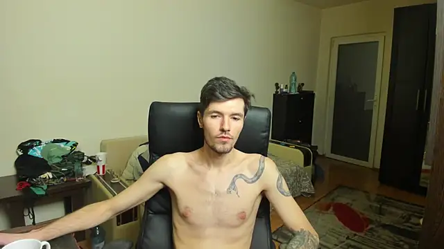 JustinPorno online show from 09/22/25, 04:02