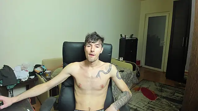 JustinPorno online show from 09/13/25, 03:34