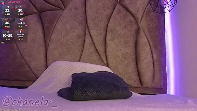 Kanela miller  online show from 11/23/25, 12:59