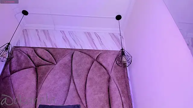 Kanela miller  online show from 11/04/25, 12:42