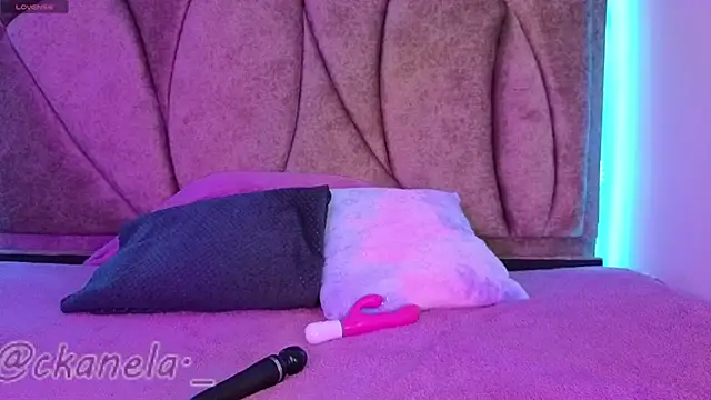 Kanela miller  online show from 01/06/26, 12:31