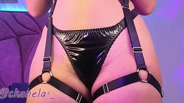 Kanela miller  online show from 02/06/26, 12:23