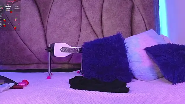 Kanela miller  online show from 03/27/26, 11:44