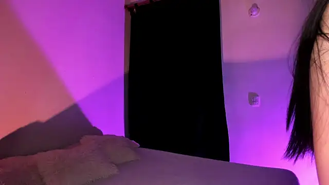 adara evanss online show from 02/05/26, 11:55