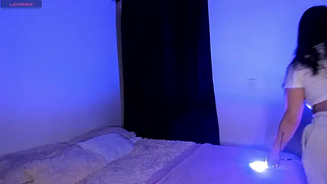 adara evanss online show from 03/04/26, 12:18