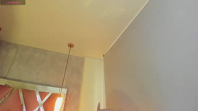 adara evanss online show from 11/20/25, 07:36