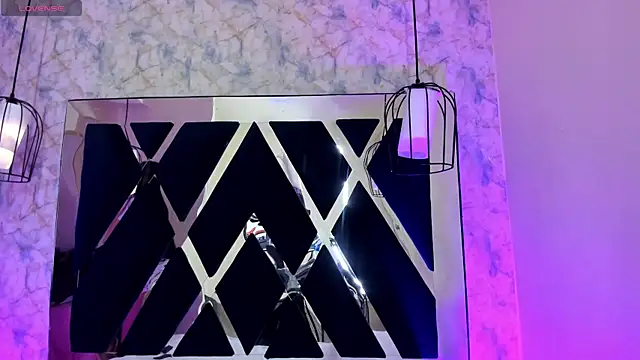 adara evanss online show from 11/10/25, 08:14