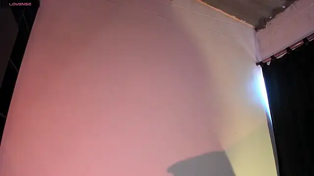 adara evanss online show from 04/01/26, 08:17