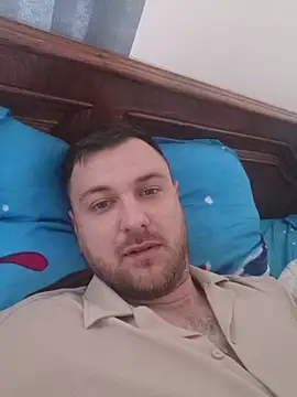 hugedickedd online show from 04/07/26, 06:59