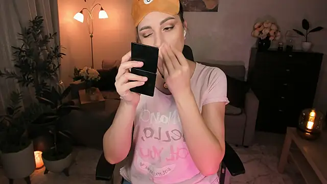 Viki Bellson online show from 11/09/25, 06:12