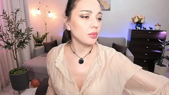 Snapshot of Viki_Bellson chatting on 06/07/26, 06:57 Viki Bellson online show from 06/07/26, 06:57