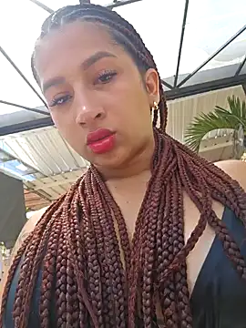 Snapshot of Sweety_maria1 chatting on 10/25/25, 04:29 Sweety maria1 online show from 10/25/25, 04:29