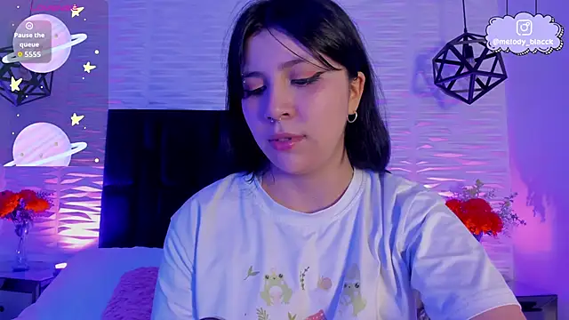 Snapshot of Melody_Black_ chatting on 06/11/26, 08:28 Melody Black online show from 06/11/26, 08:28