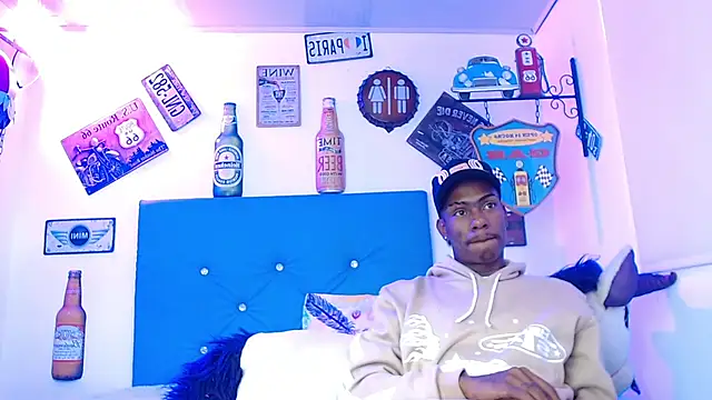 lili roussi online show from 03/31/26, 08:22