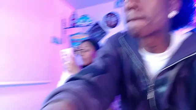 lili roussi online show from 09/19/25, 11:42