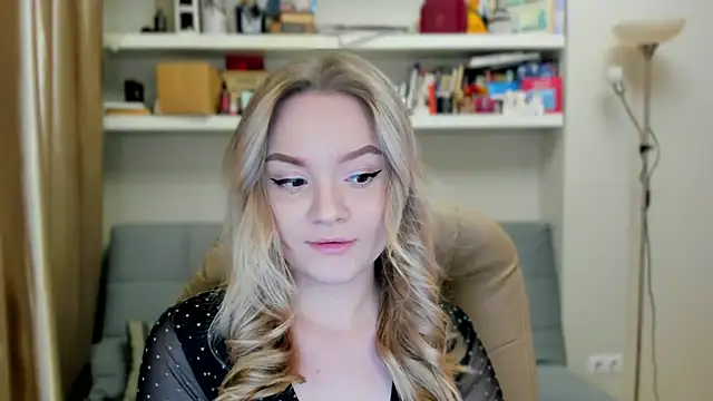 Kara Smith  online show from 11/29/25, 10:43