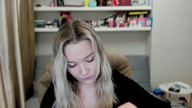 Kara Smith  online show from 07/09/26, 10:31