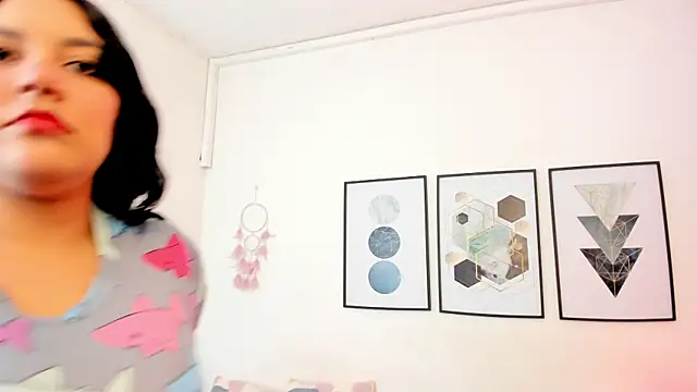 Snapshot of dullce77 chatting on 09/29/25, 07:19 dullce77 online show from 09/29/25, 07:19