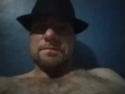 Snapshot of Austingham3 chatting on 03/19/25, 01:32 Austingham3 online show from 03/19/25, 01:32