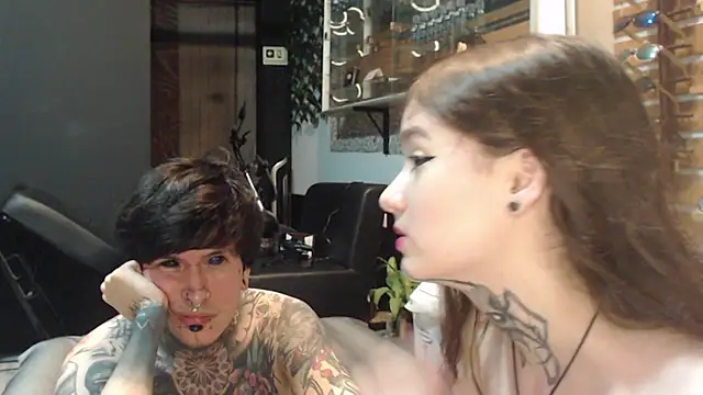 Snapshot of Alucard-Carmila chatting on 09/12/25, 03:39 Alucard-Carmila online show from 09/12/25, 03:39
